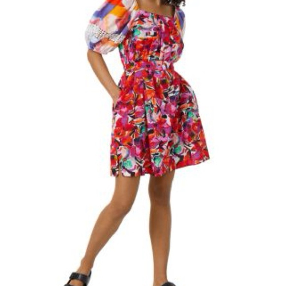 NWT FRENCH CONNECTION
Isadora Printed Mini Dress